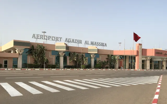 L'entrée principale de l'aéroport Agadir Al-Massira — point de départ obligé pour tout séjour surf à Taghazout, Tamraght ou Imsouane